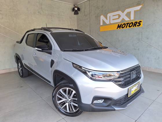 FIAT STRADA 1.3 FIREFLY FLEX VOLCANO CD CVT FIAT STRADA 1.3 FIREFLY FLEX VOLCANO CD CVT